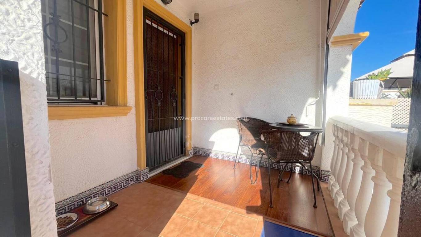 Reventa - Casa de pueblo - Torrevieja