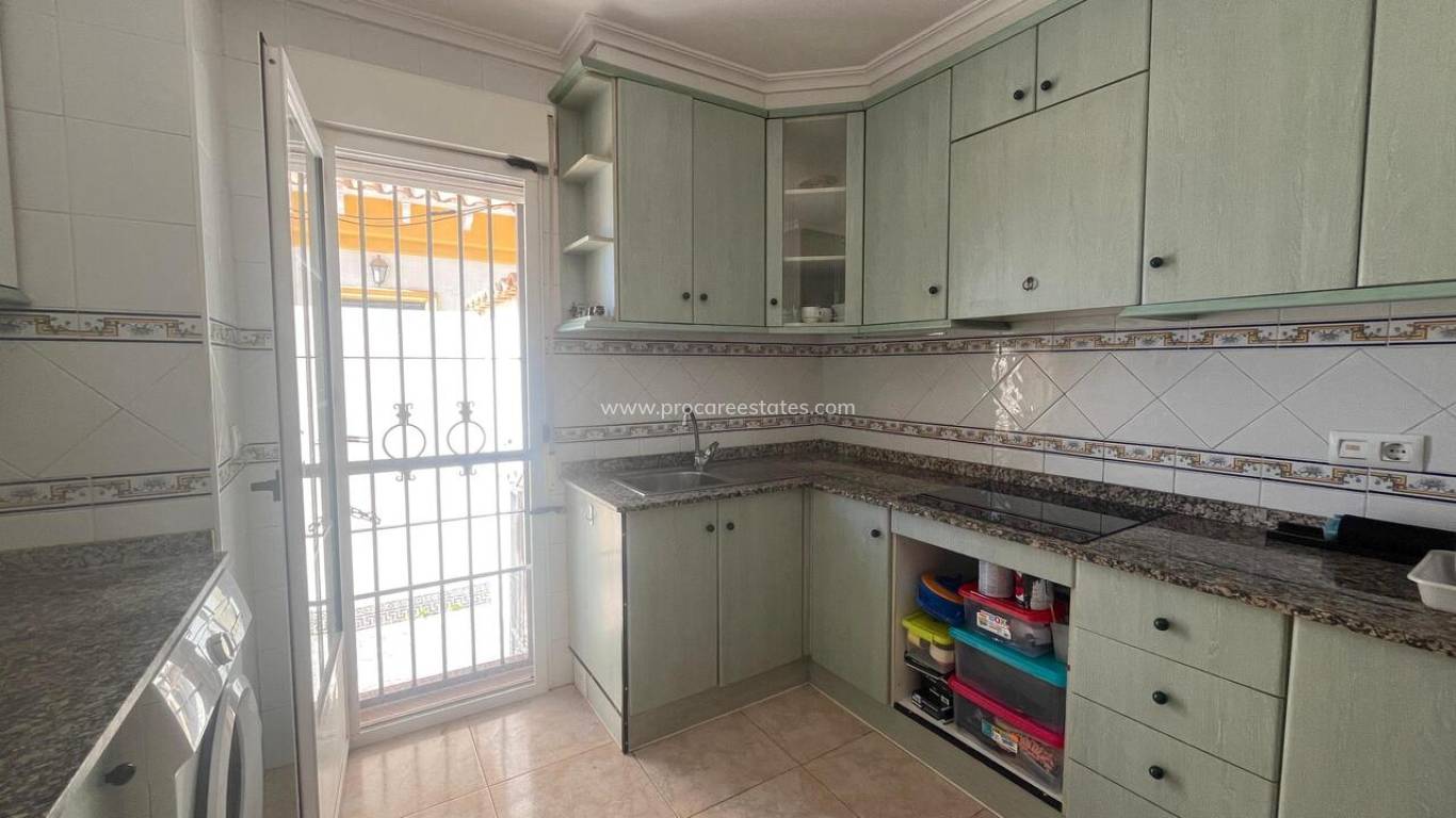 Reventa - Casa de pueblo - Torrevieja