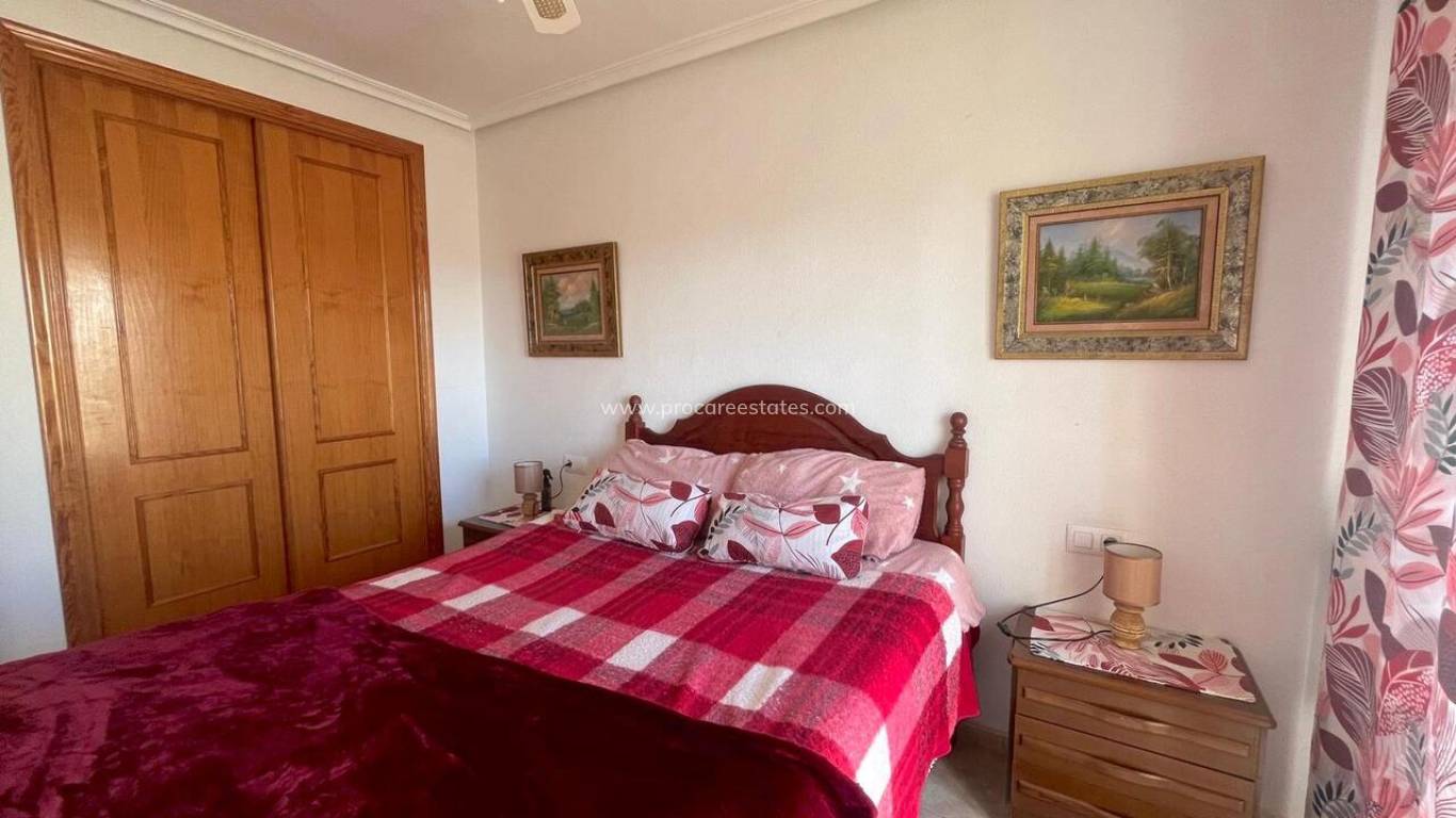 Reventa - Casa de pueblo - Torrevieja