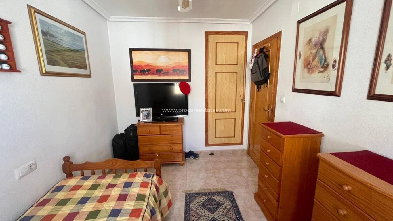 Reventa - Casa de pueblo - Torrevieja