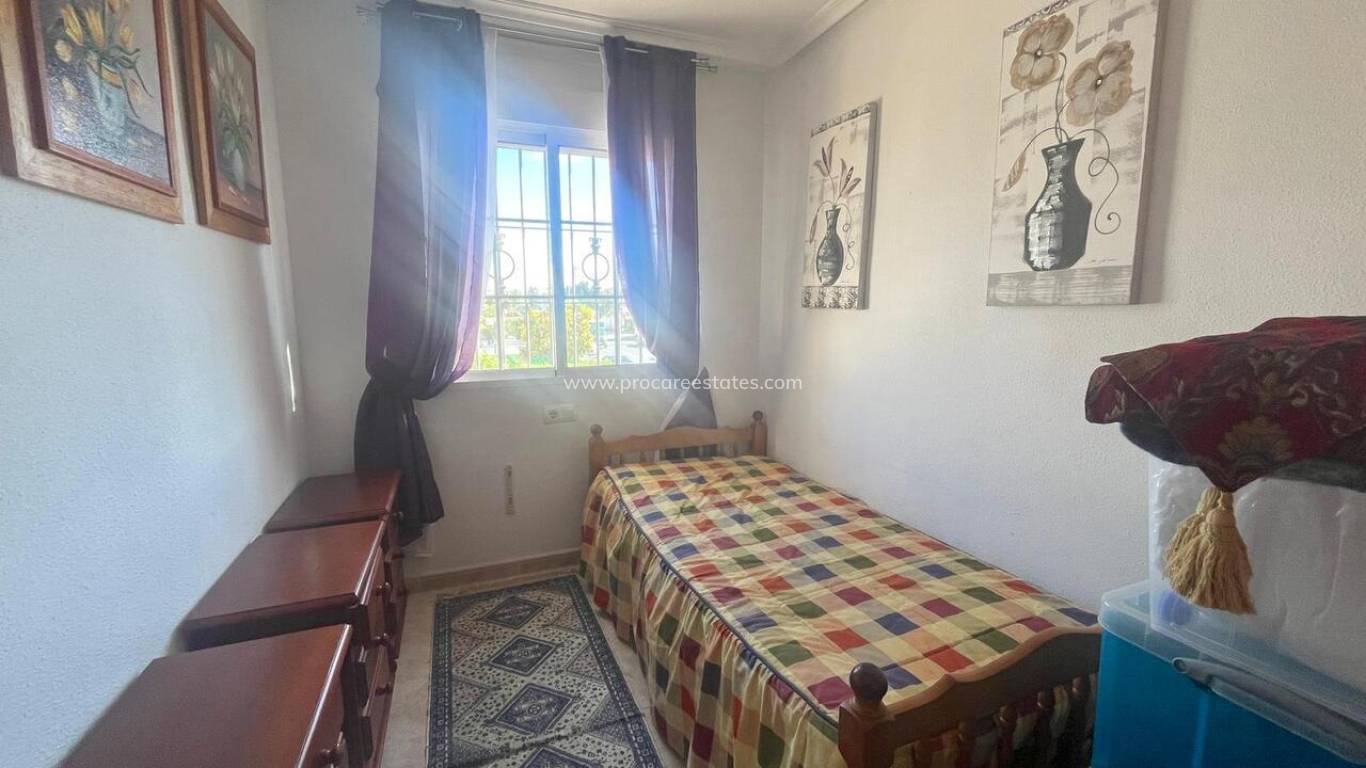 Reventa - Casa de pueblo - Torrevieja