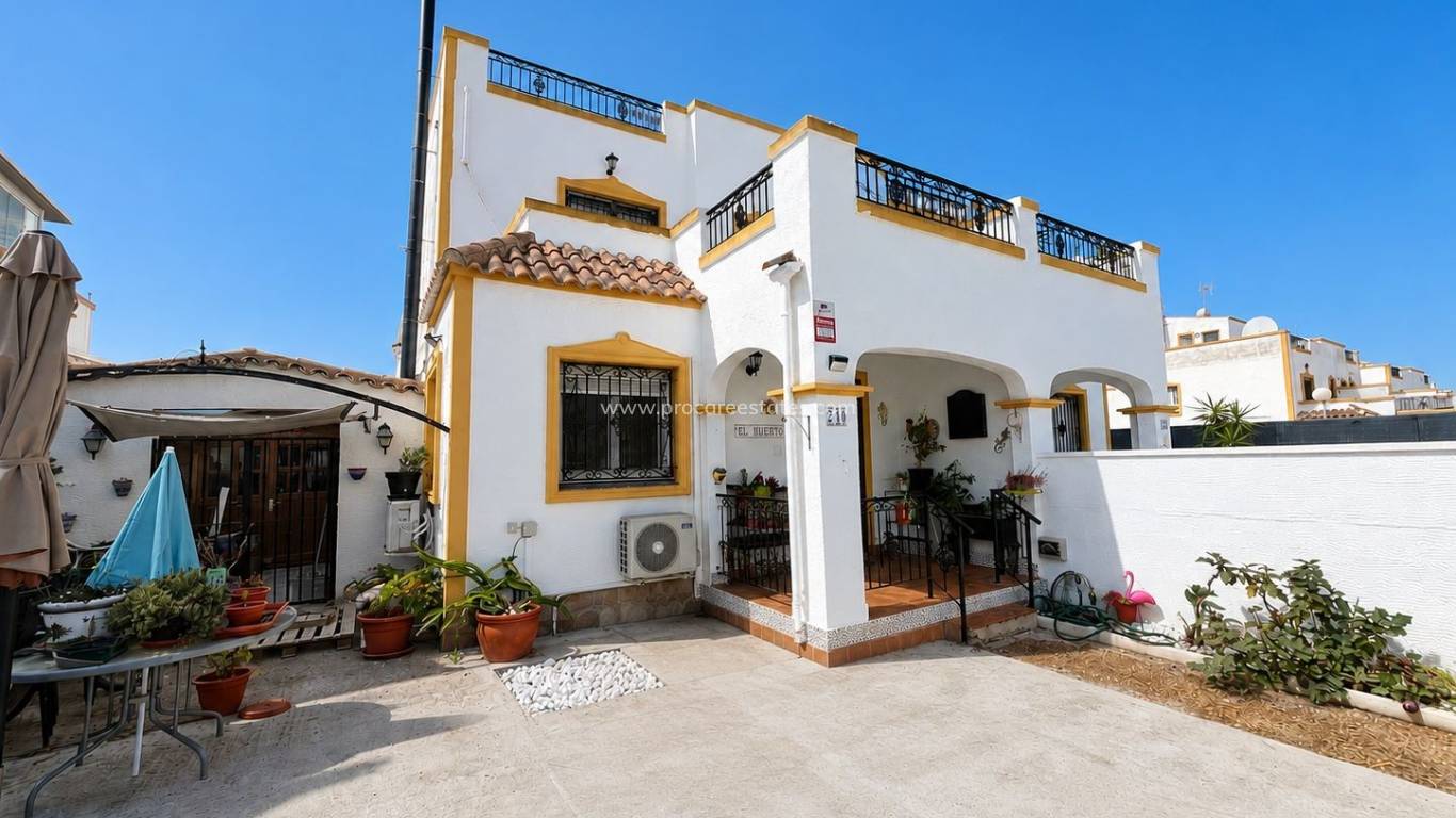 Reventa - Casa de pueblo - VISTABELLA GOLF - Entre Naranjos