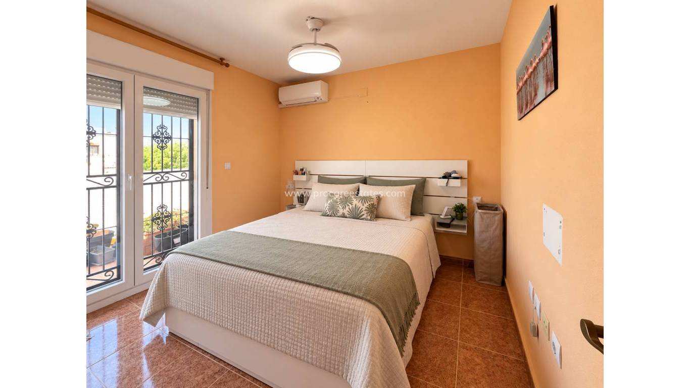 Reventa - Casa de pueblo - VISTABELLA GOLF - Entre Naranjos