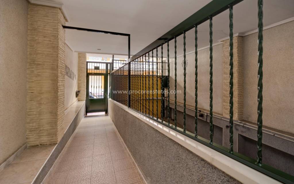 Reventa - Garaje - Torrevieja - Torrevieja Center