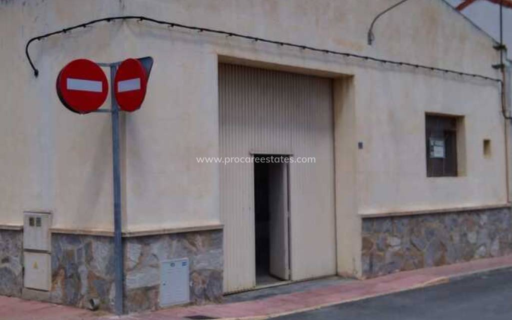 Reventa - Propiedad comercial - Daya Vieja