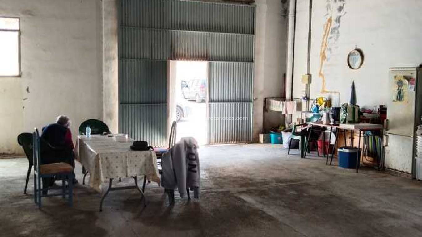 Reventa - Propiedad comercial - Daya Vieja