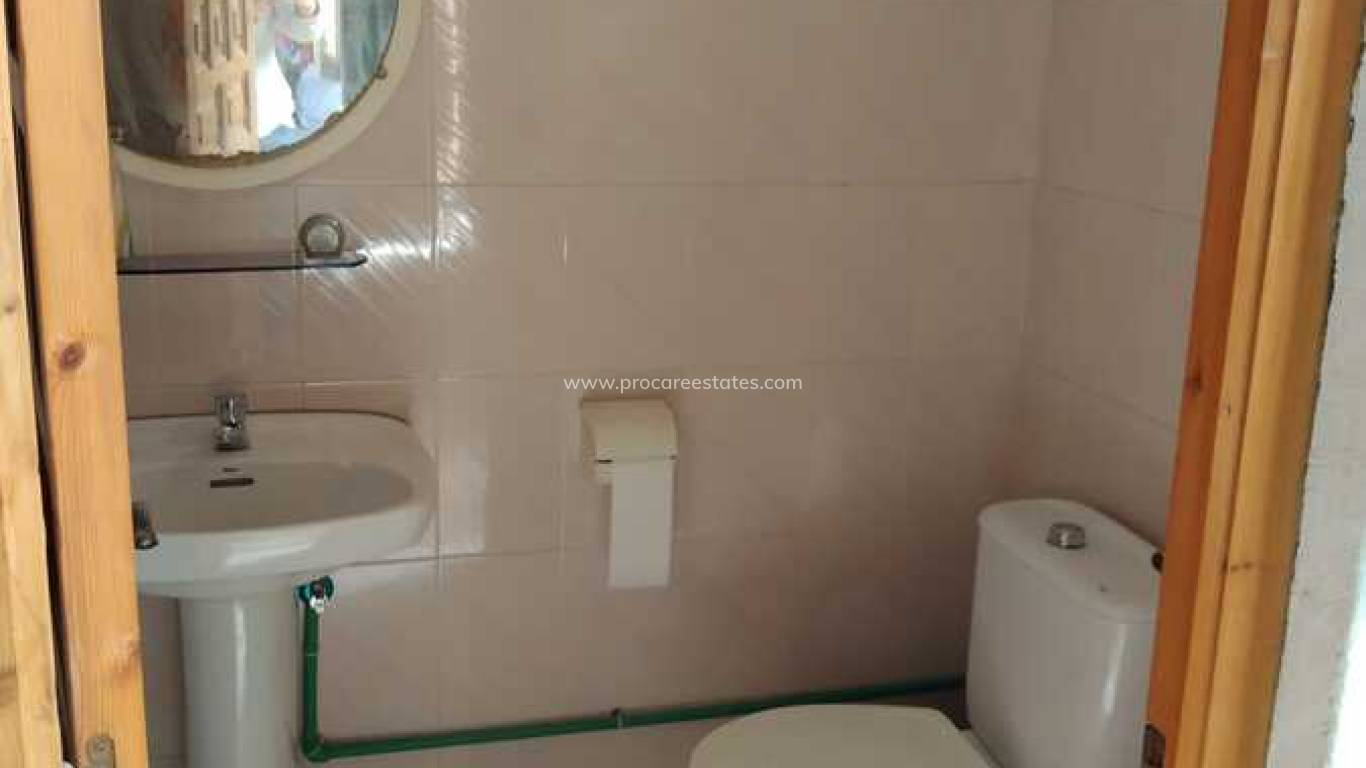 Reventa - Propiedad comercial - Daya Vieja