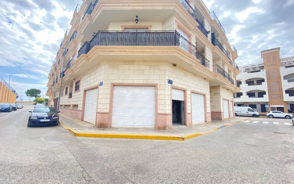 Reventa - Propiedad comercial - Formentera del Segura - Formentera de Segura