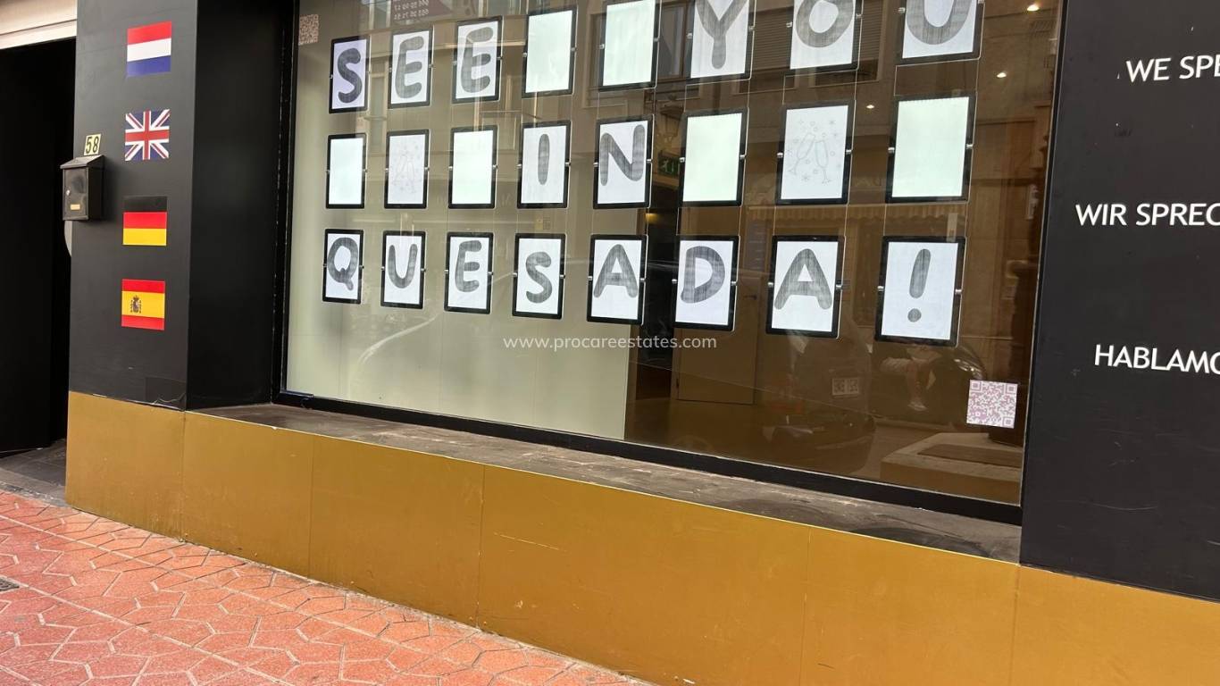 Reventa - Propiedad comercial - Guardamar del Segura - Guardamar Center