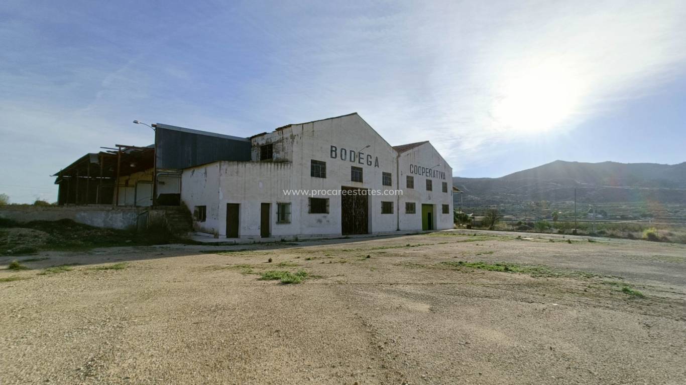 Reventa - Propiedad comercial - Hondon De Los Frailes