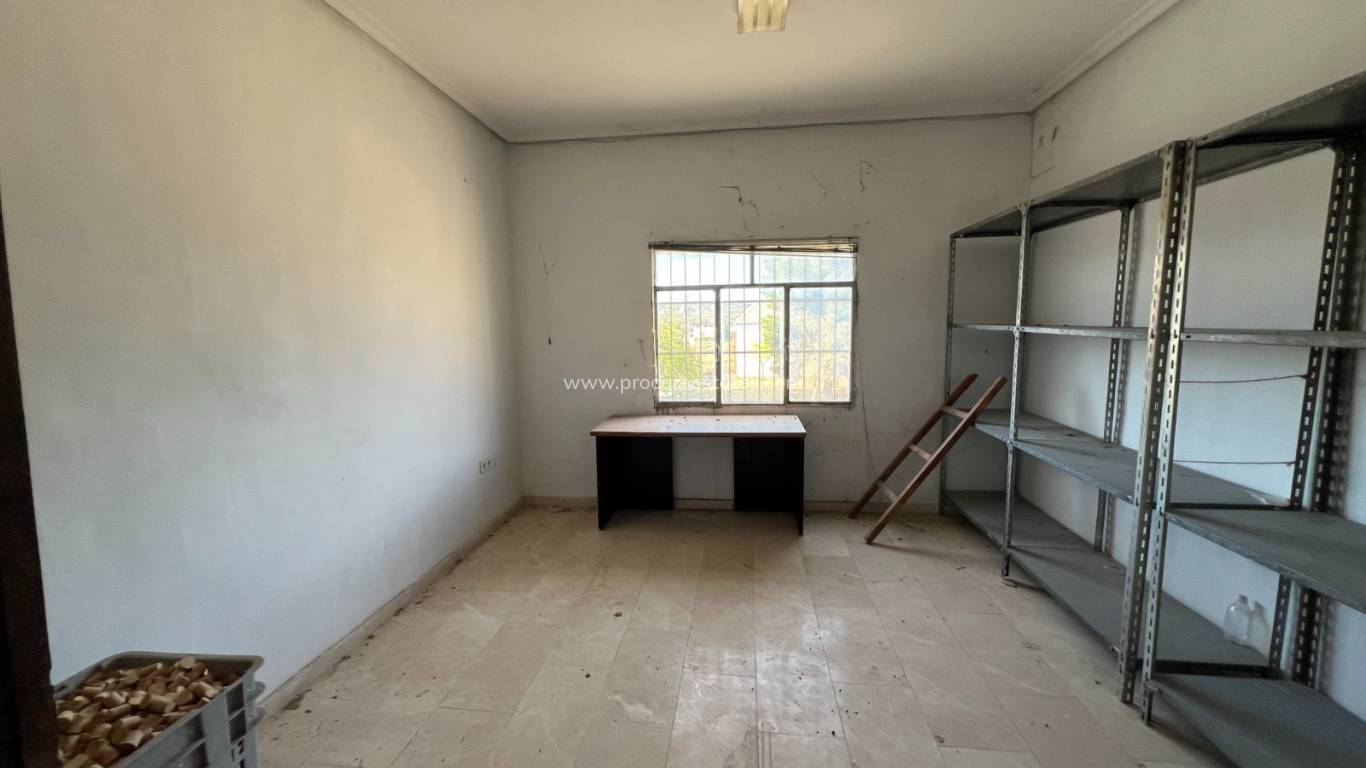 Reventa - Propiedad comercial - Hondon De Los Frailes