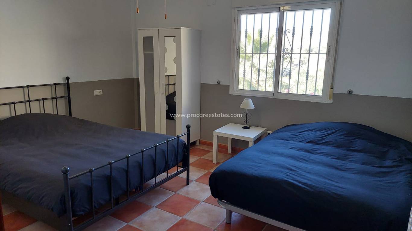 Reventa - Propiedad comercial - Huercal-Overa