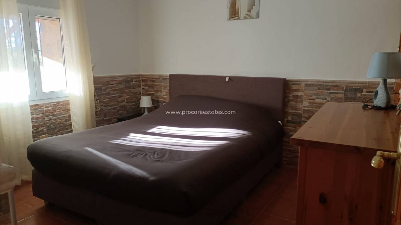 Reventa - Propiedad comercial - Huercal-Overa