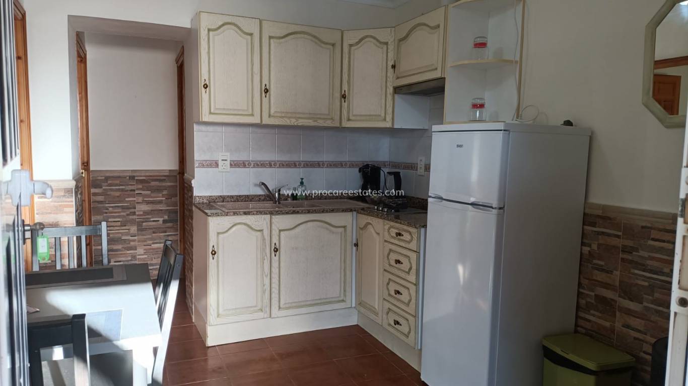 Reventa - Propiedad comercial - Huercal-Overa