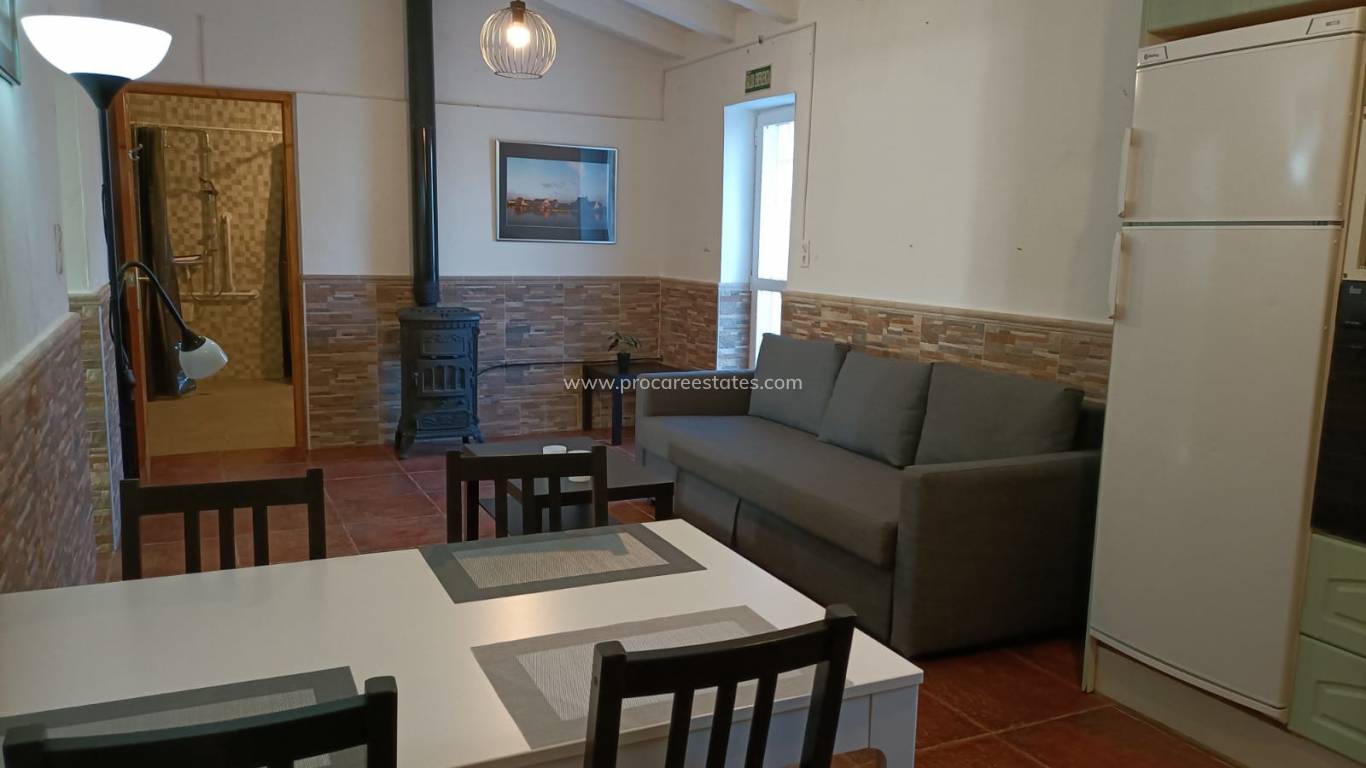 Reventa - Propiedad comercial - Huercal-Overa