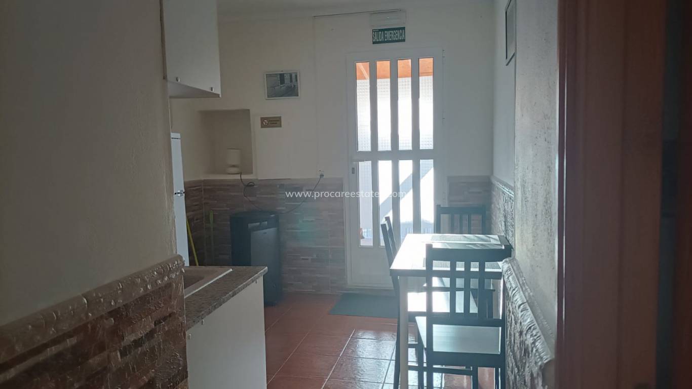 Reventa - Propiedad comercial - Huercal-Overa