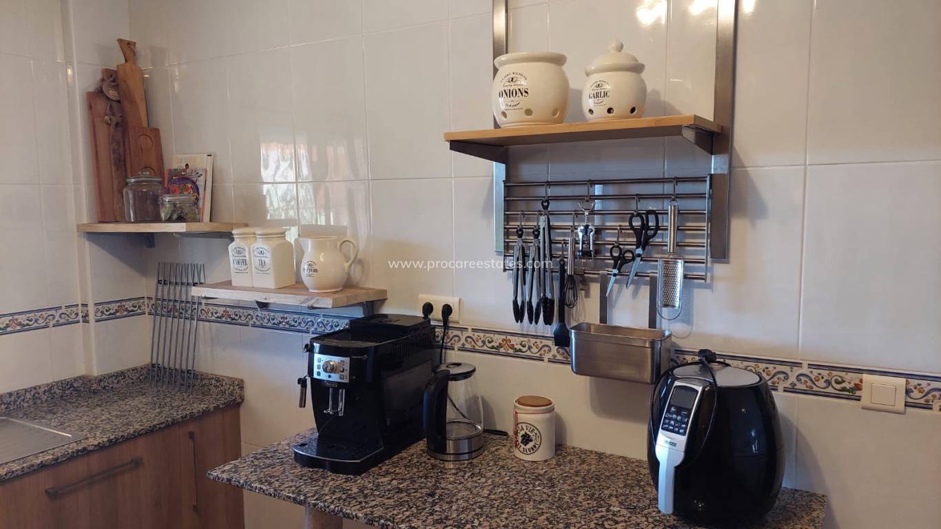 Reventa - Propiedad comercial - Huercal-Overa