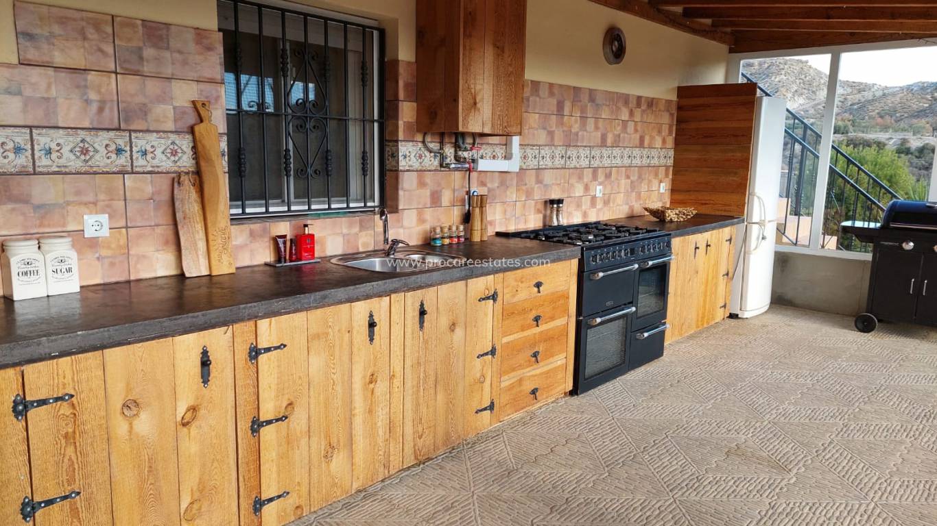 Reventa - Propiedad comercial - Huercal-Overa