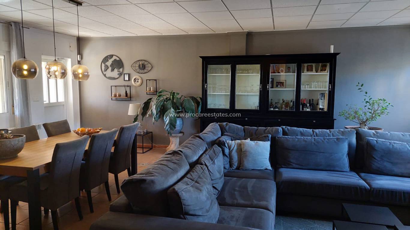 Reventa - Propiedad comercial - Huercal-Overa