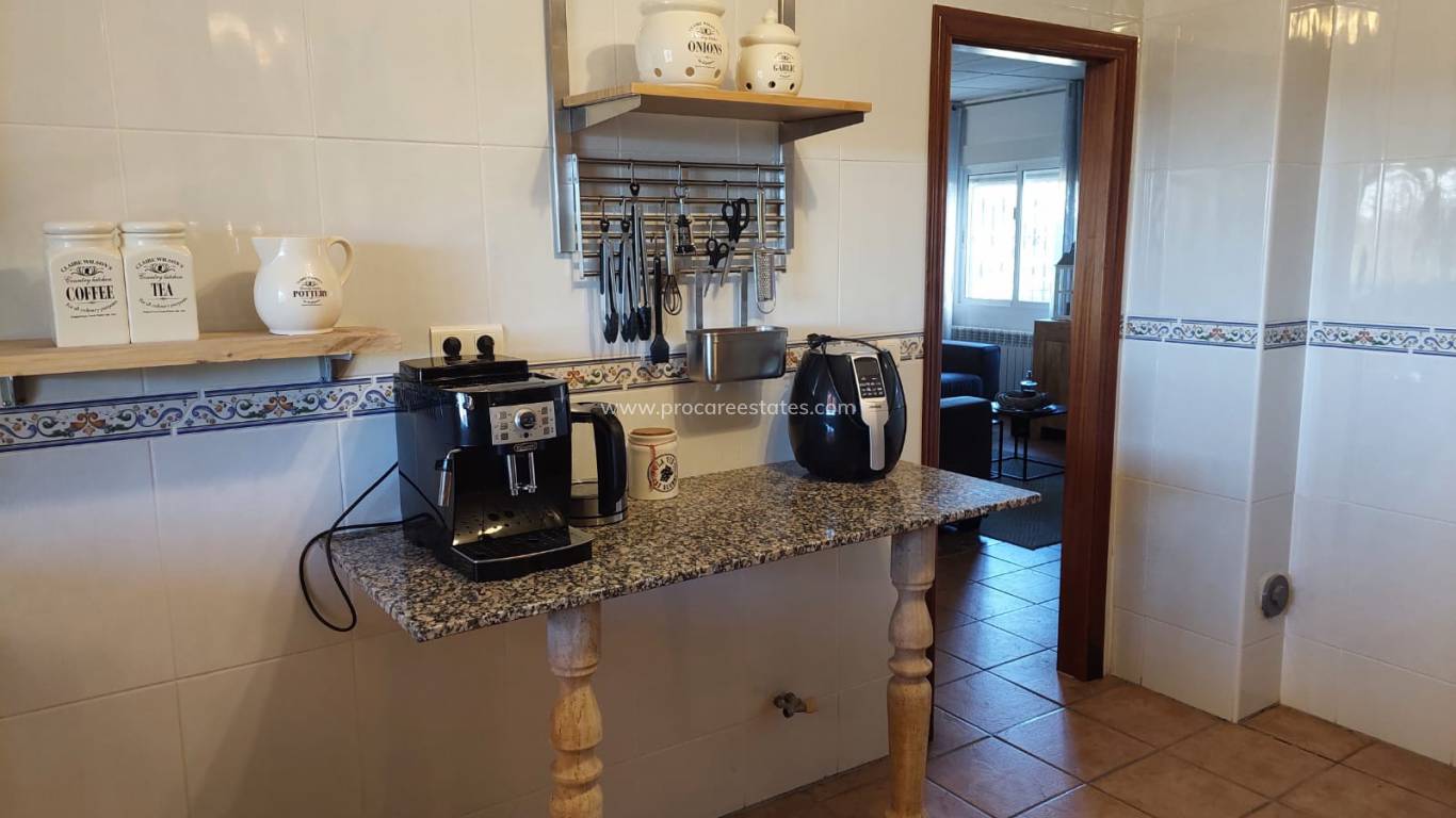 Reventa - Propiedad comercial - Huercal-Overa