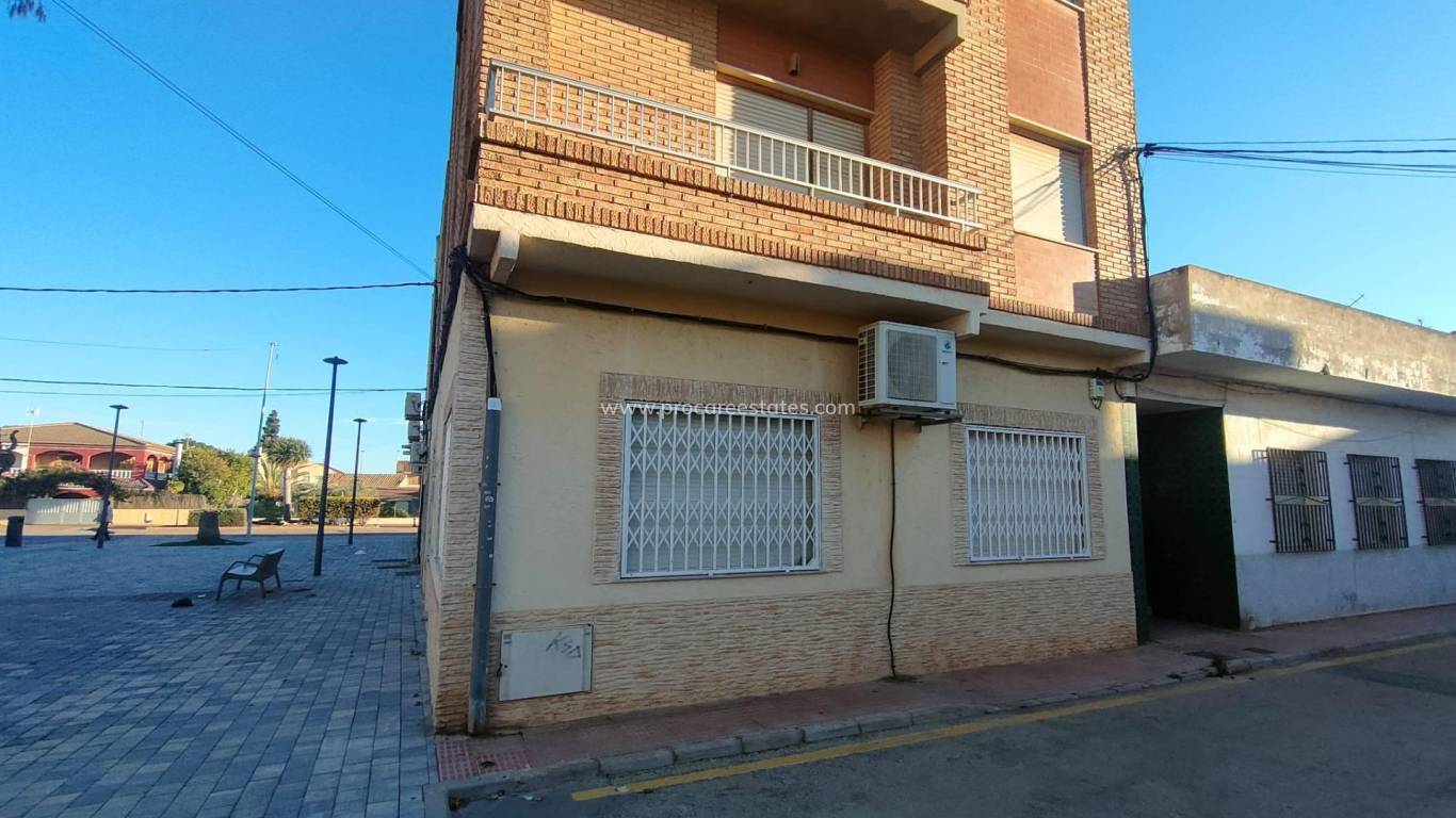 Reventa - Propiedad comercial - Murcia - Puertos de Santa Barbara