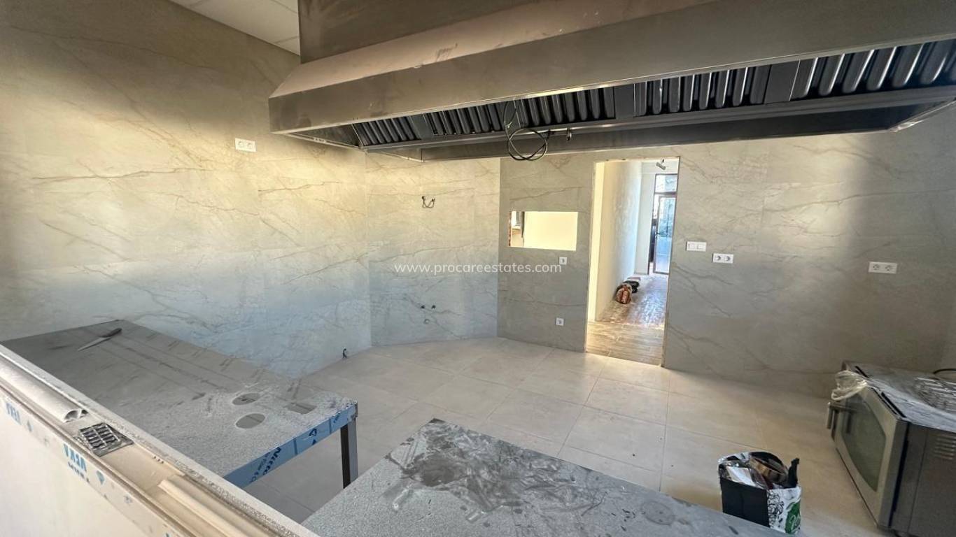 Reventa - Propiedad comercial - Orihuela Costa - Cabo Roig