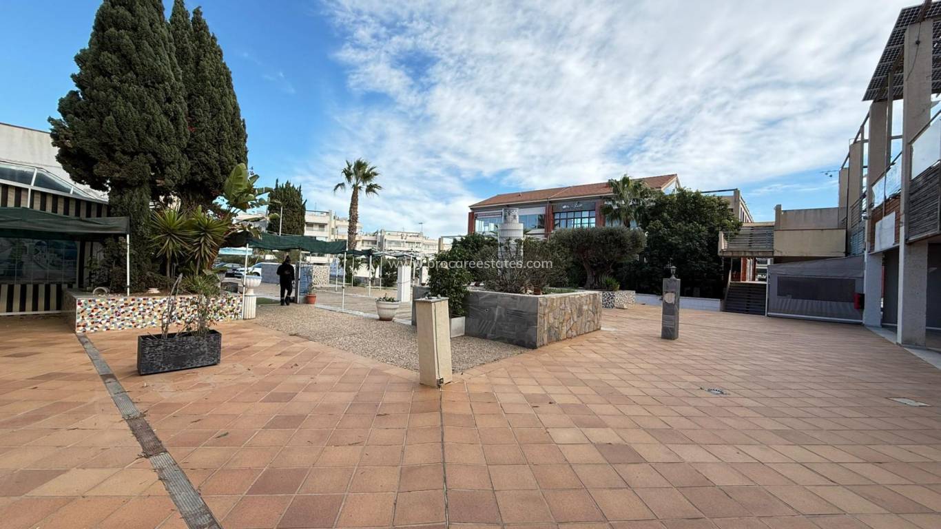 Reventa - Propiedad comercial - Orihuela Costa - Lomas de Cabo Roig-Los Dolses