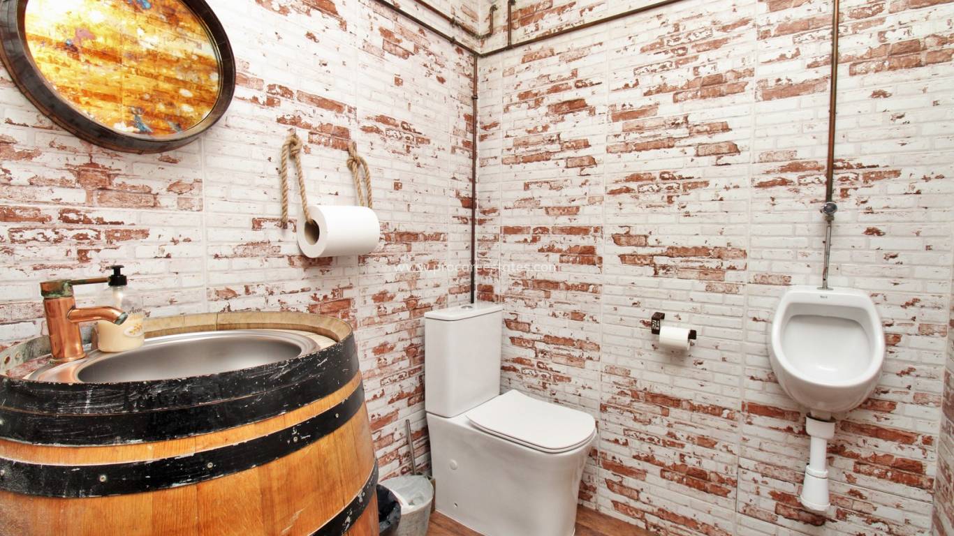 Reventa - Propiedad comercial - Orihuela Costa - Villamartin