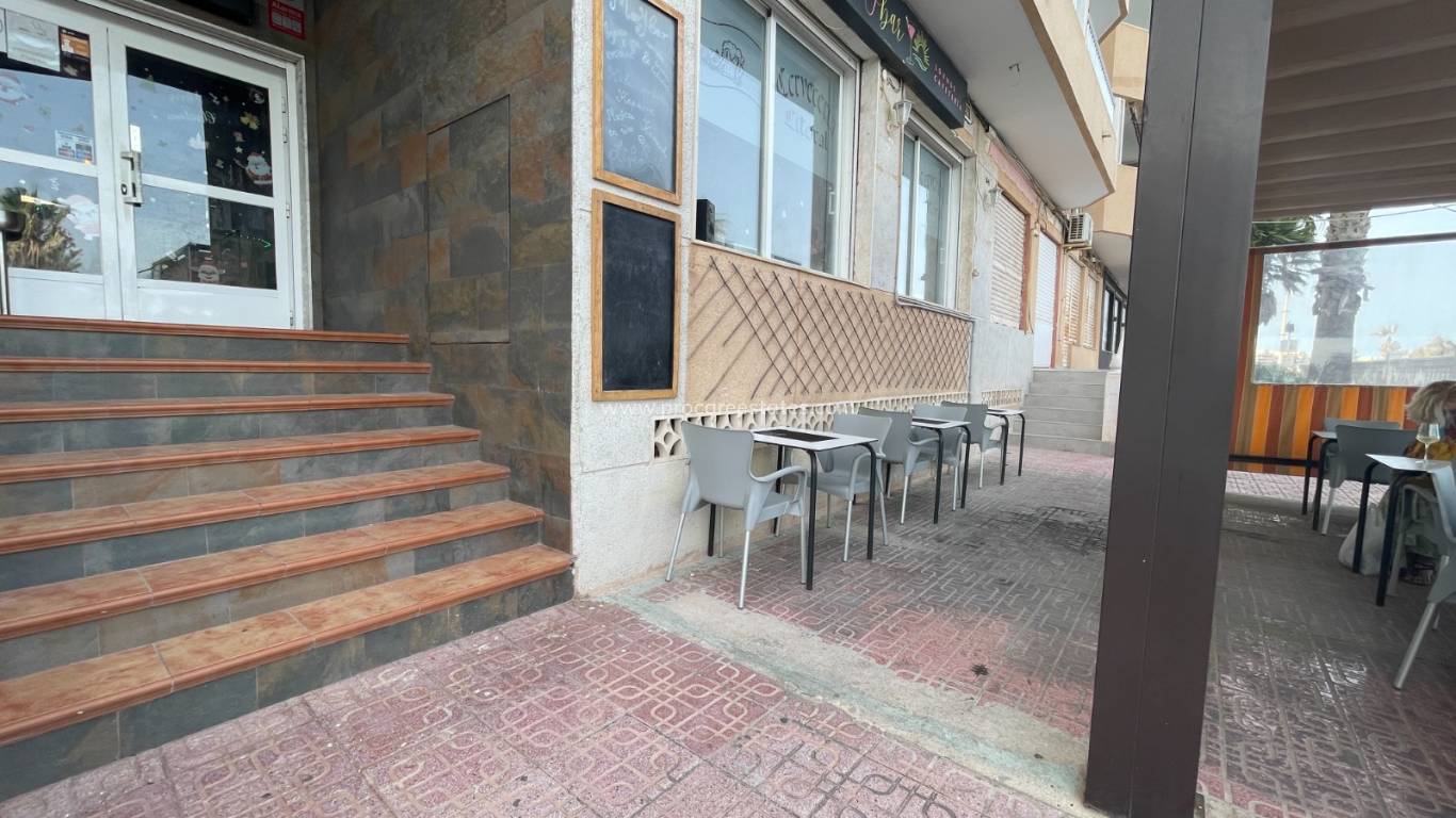Reventa - Propiedad comercial - Torrevieja - Comunidad Valenciana