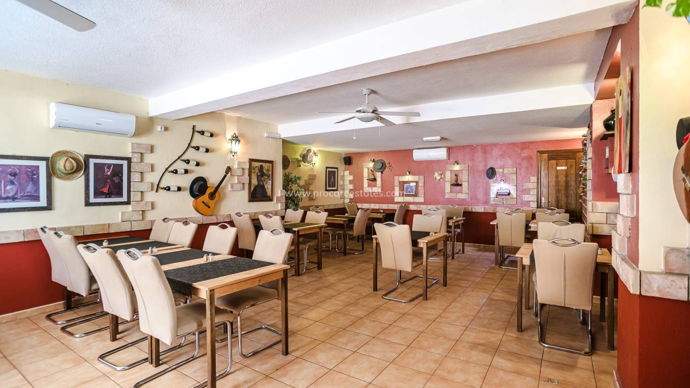 Reventa - Propiedad comercial - Torrevieja - La Veleta