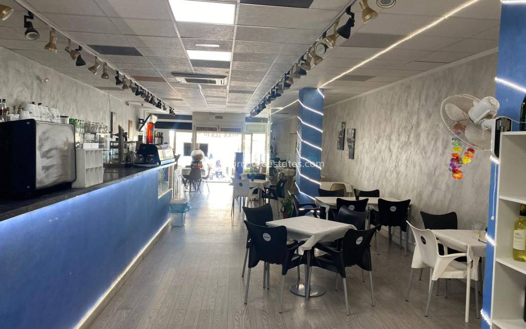 Reventa - Propiedad comercial - Torrevieja - Playa Del Cura