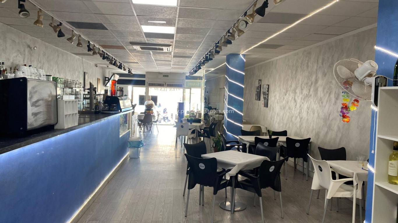 Reventa - Propiedad comercial - Torrevieja - Playa Del Cura