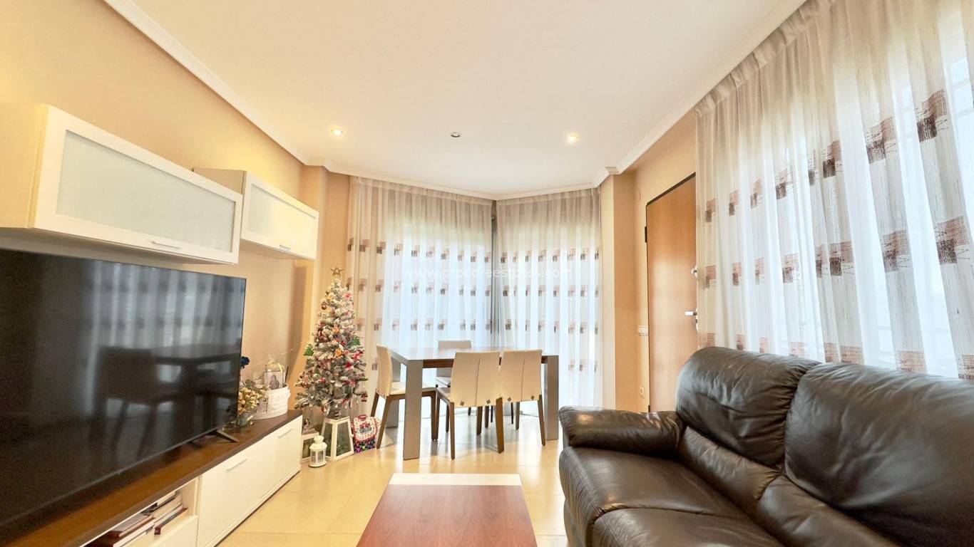 Reventa - Propiedad comercial - Torrevieja - Playa Del Cura