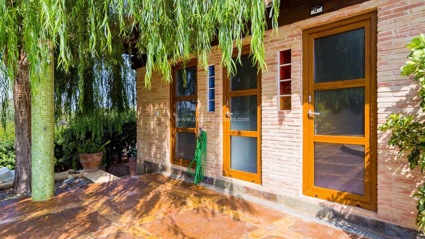 Reventa - Propiedad de campo - Almoradi