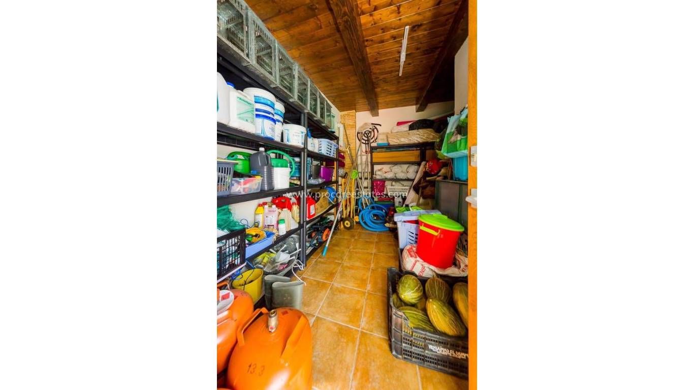 Reventa - Propiedad de campo - Almoradi