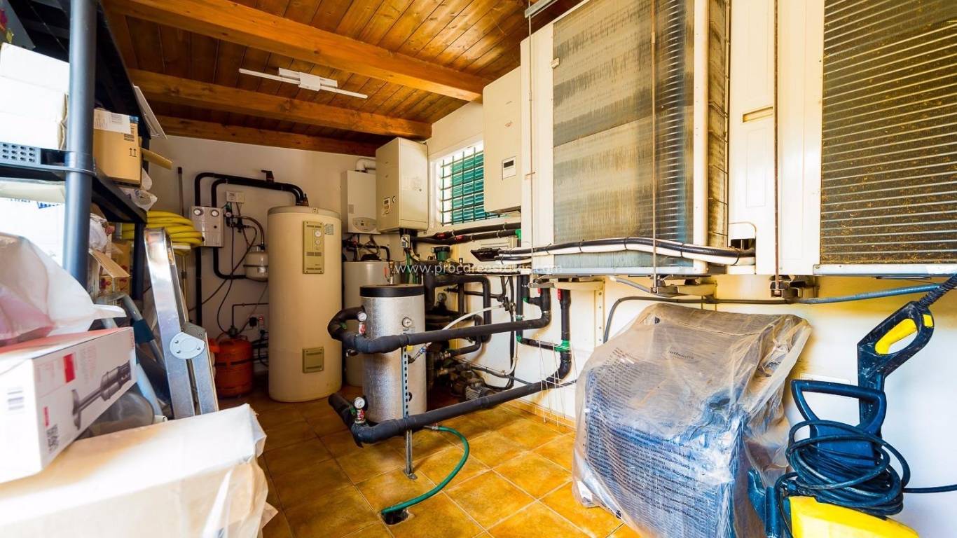 Reventa - Propiedad de campo - Almoradi