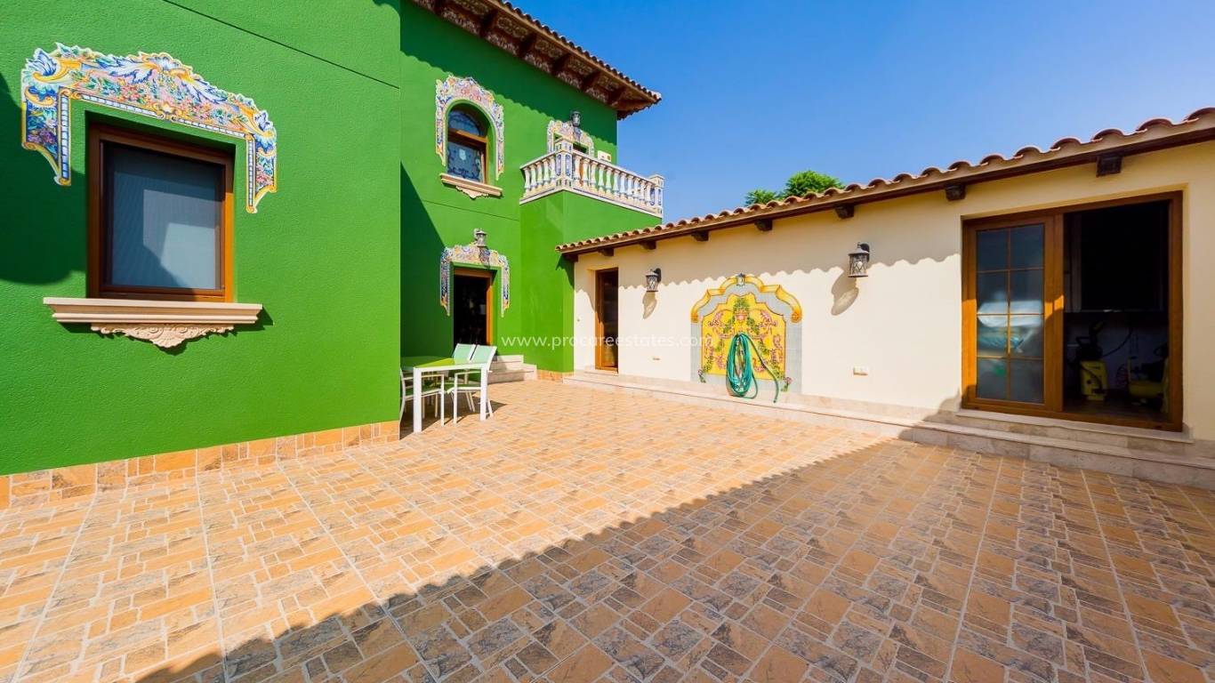 Reventa - Propiedad de campo - Almoradi