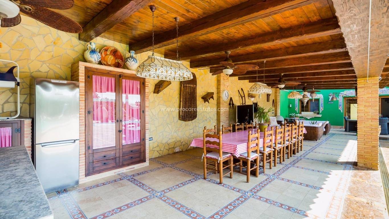 Reventa - Propiedad de campo - Almoradi