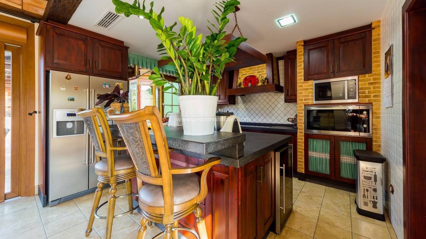 Reventa - Propiedad de campo - Almoradi