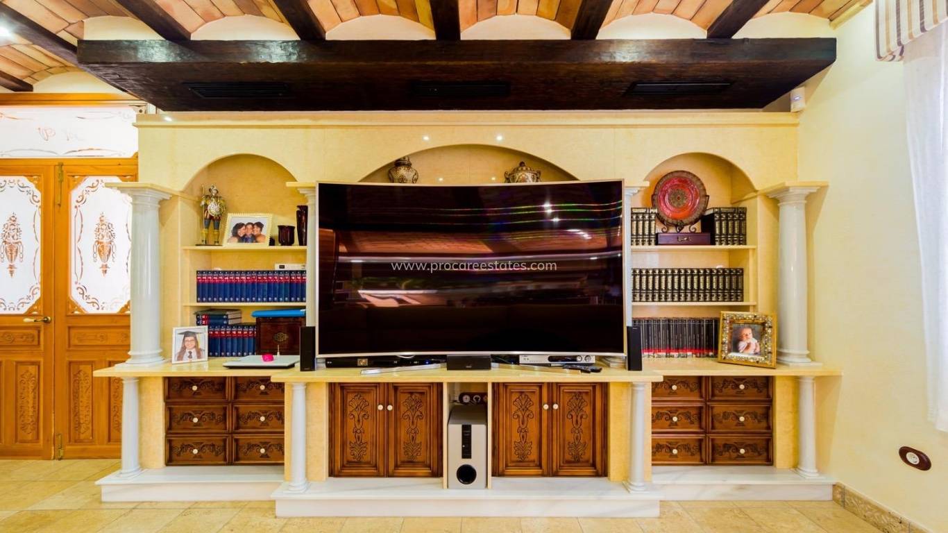 Reventa - Propiedad de campo - Almoradi