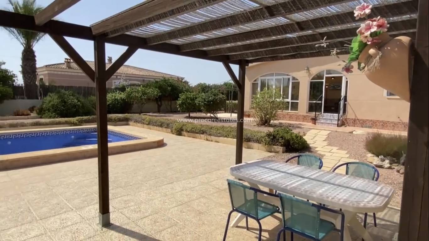 Reventa - Propiedad de campo - Catral