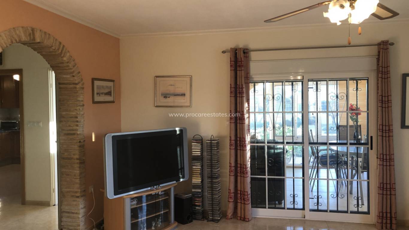 Reventa - Propiedad de campo - Catral