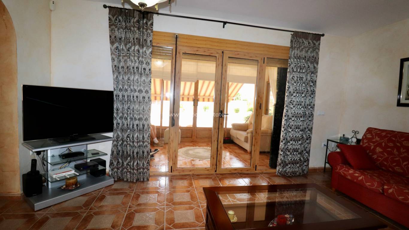 Reventa - Propiedad de campo - Catral