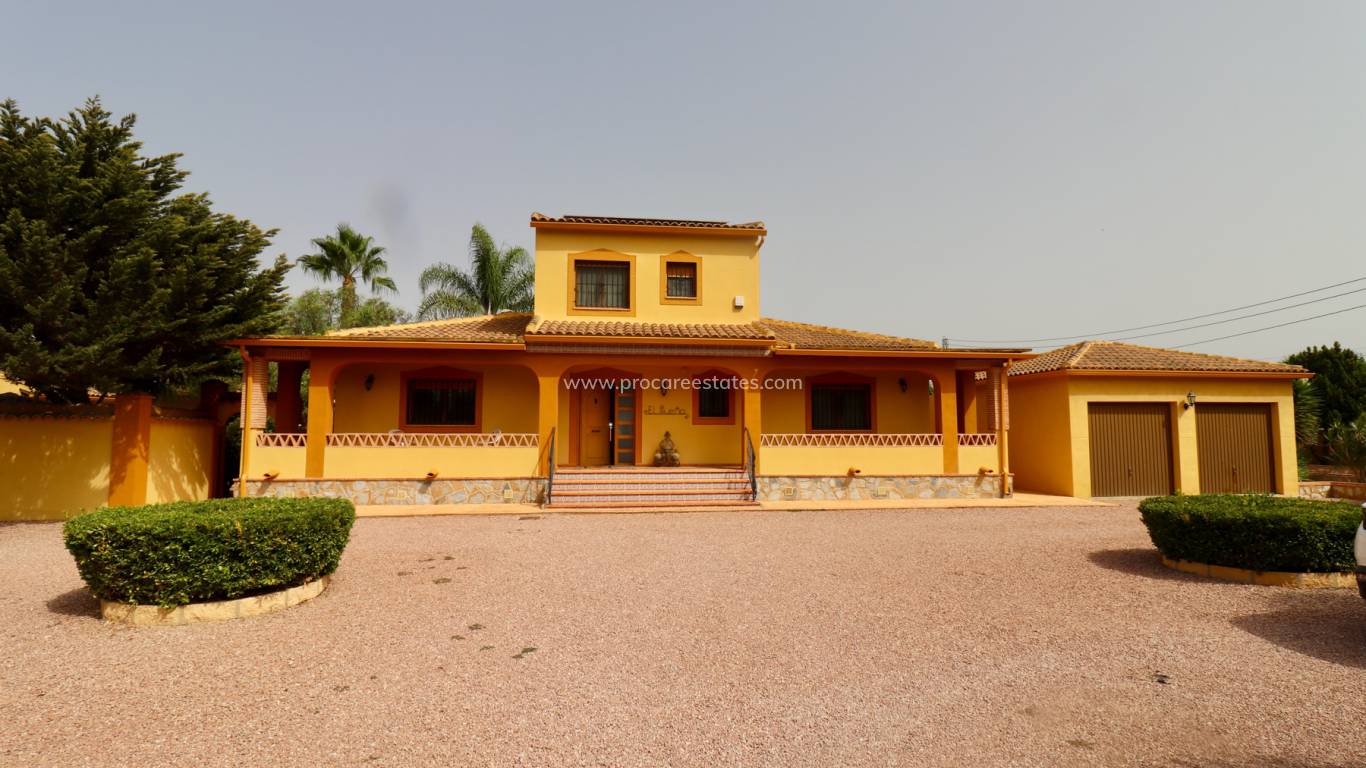 Reventa - Propiedad de campo - Catral