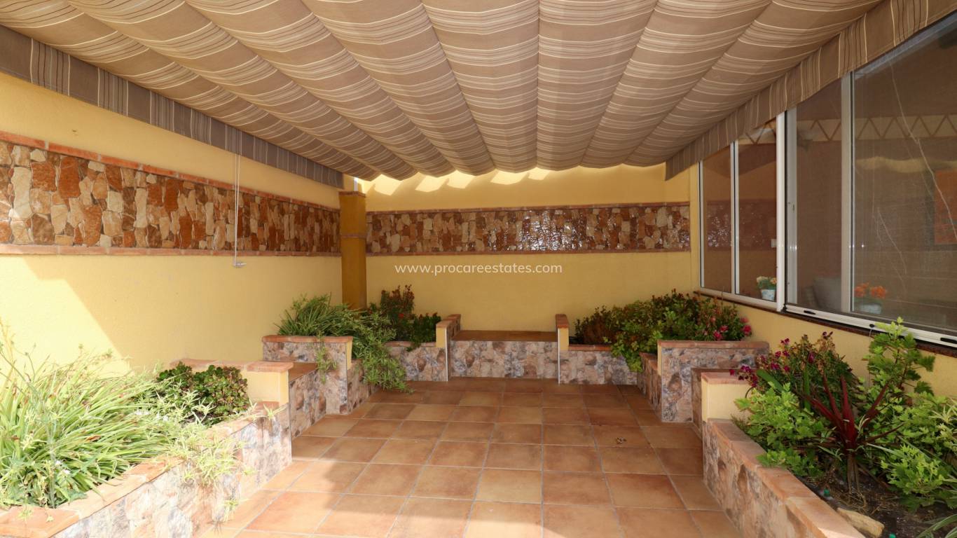 Reventa - Propiedad de campo - Catral