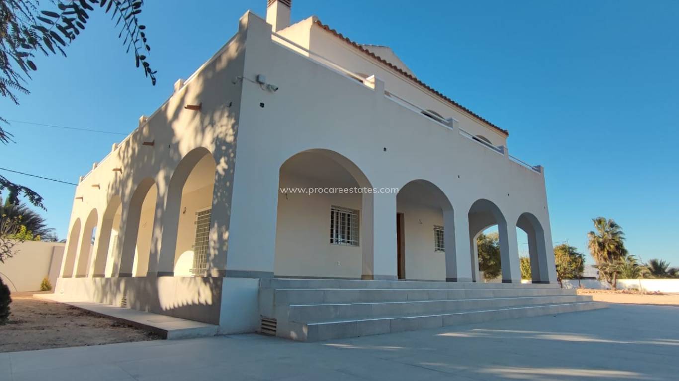 Reventa - Propiedad de campo - Catral