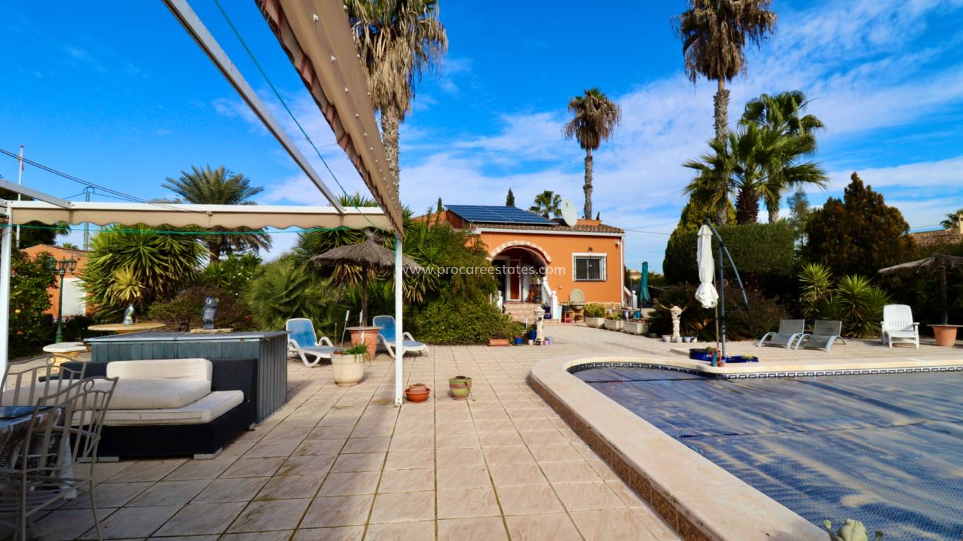 Reventa - Propiedad de campo - Catral