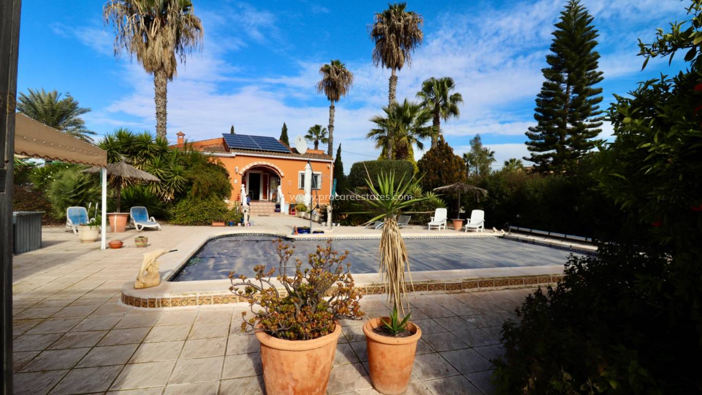 Reventa - Propiedad de campo - Catral