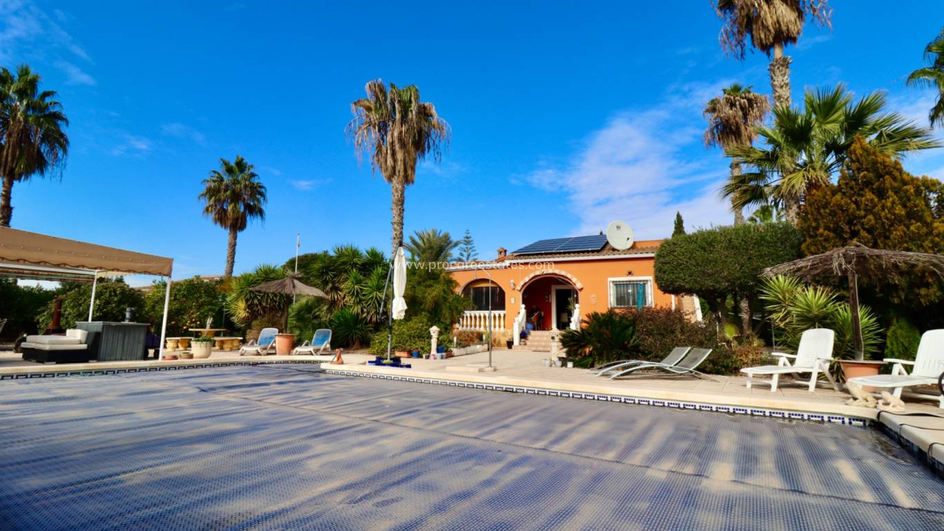 Reventa - Propiedad de campo - Catral