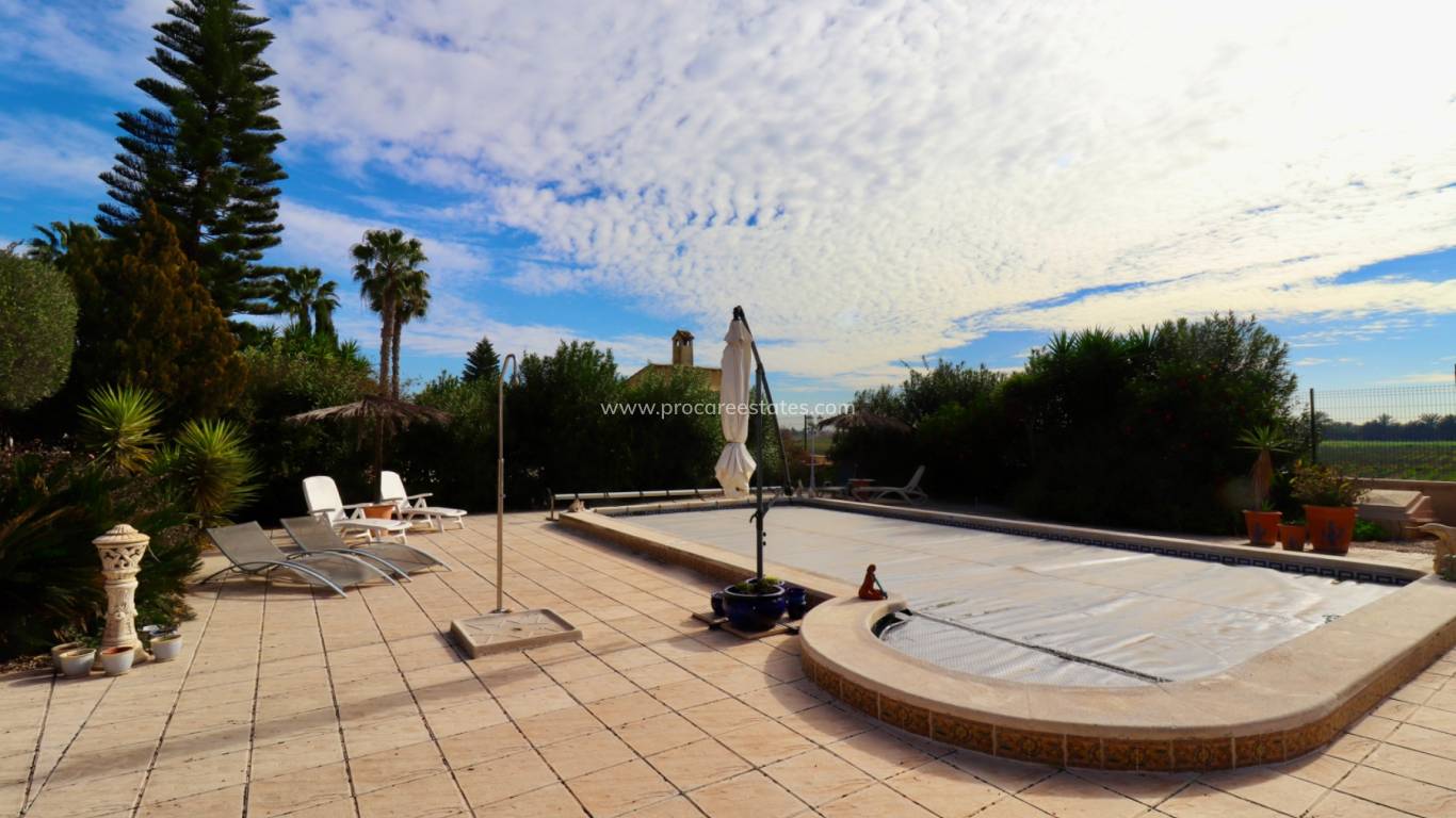 Reventa - Propiedad de campo - Catral